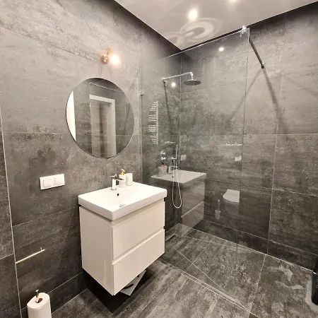 Ulica Lema - Tauron Arena Krakow, Parking, Wifi Apartamento Cracóvia